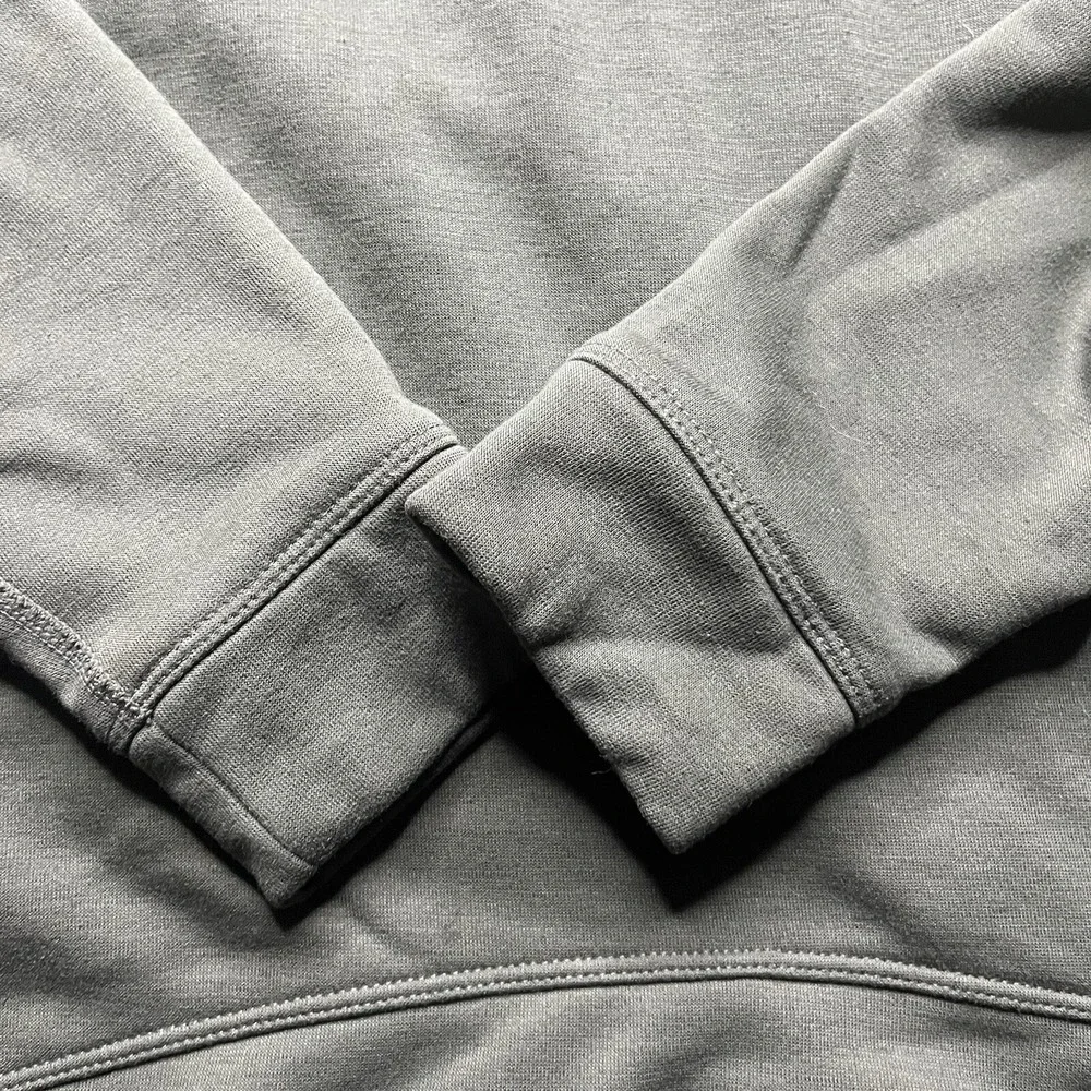 NOBULL sweater excellent